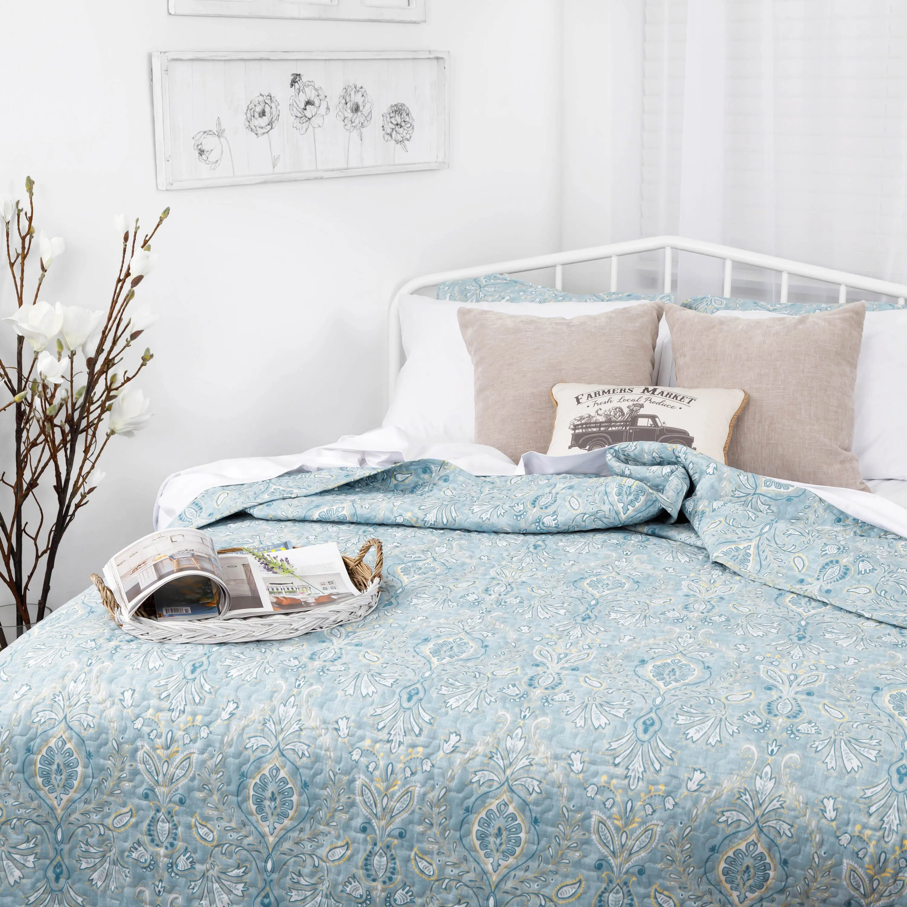 Paisley Grace Quilt Set