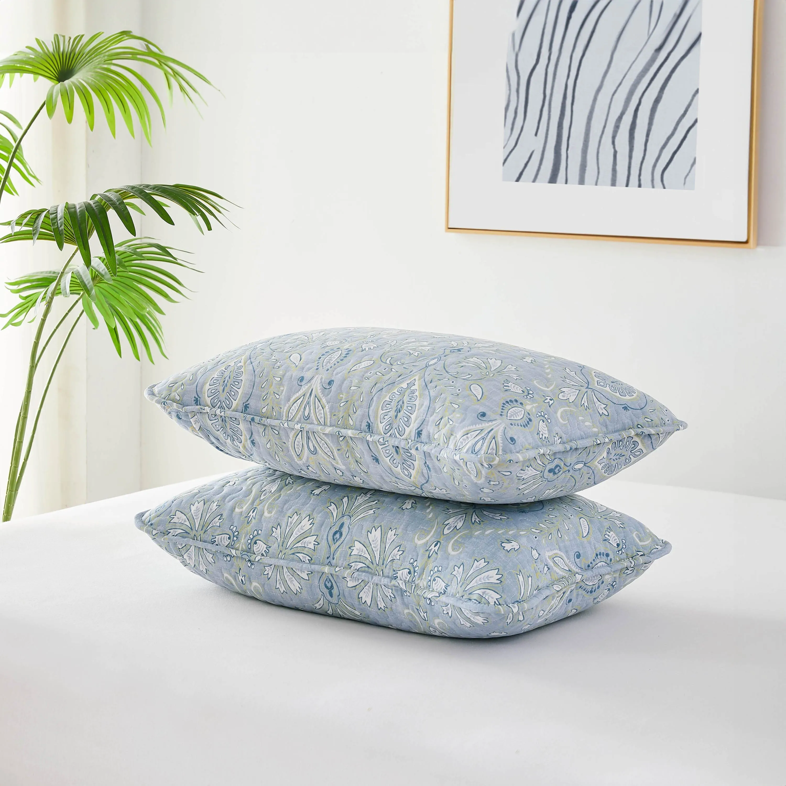 Paisley Grace Quilt Set