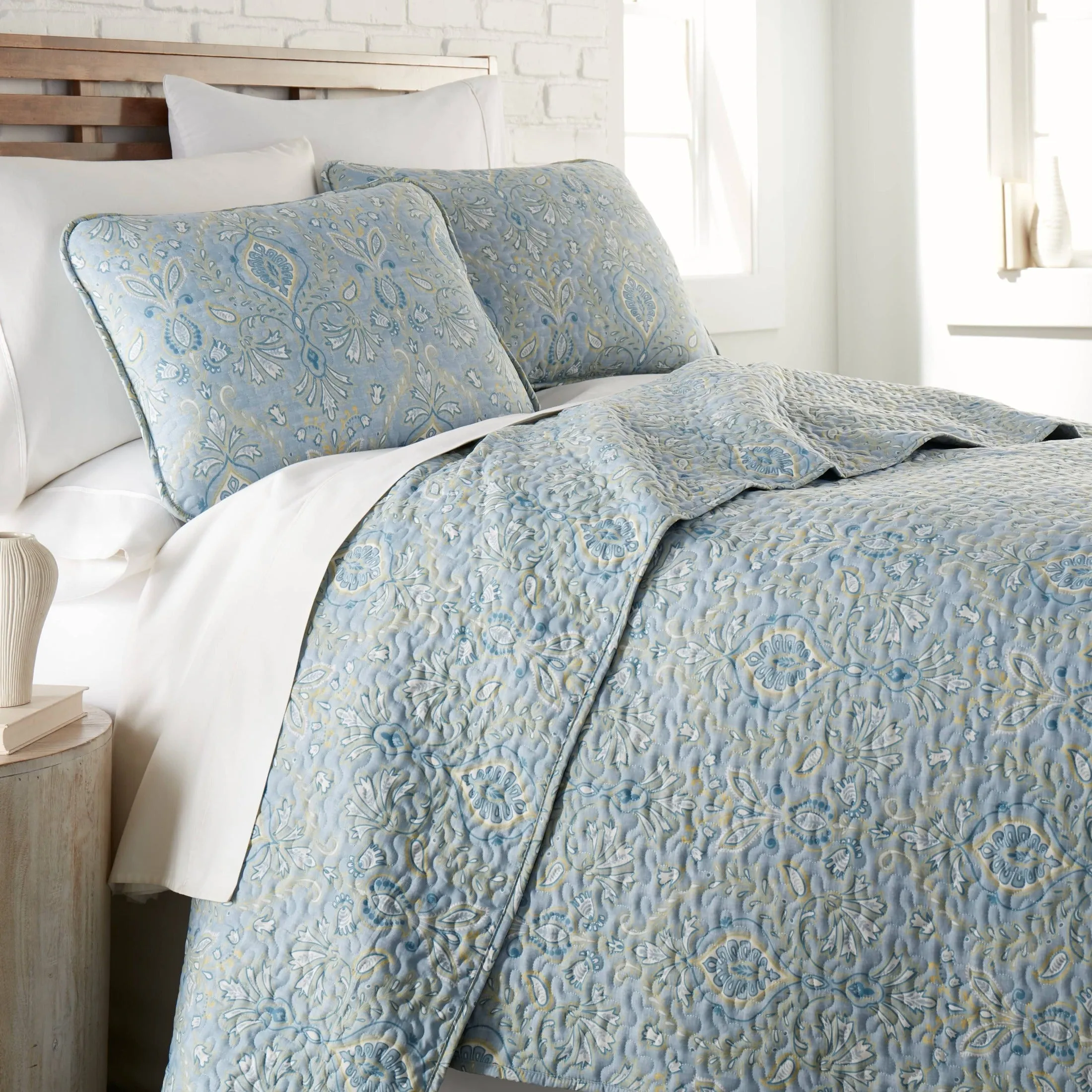 Paisley Grace Quilt Set
